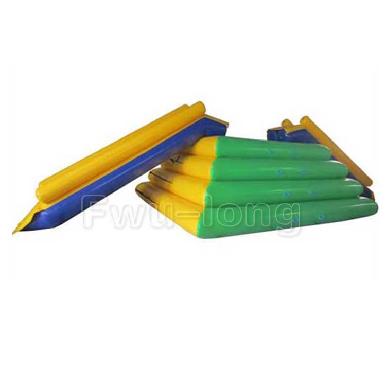 Water Park Climbing Slider (2)